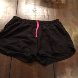 🛍Old Navy Active Go Dry Shorts